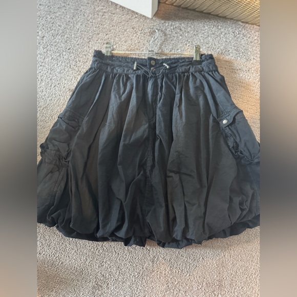 Pilcro by Anthropologie Black bubble Mini Skirt - Picture 5 of 8